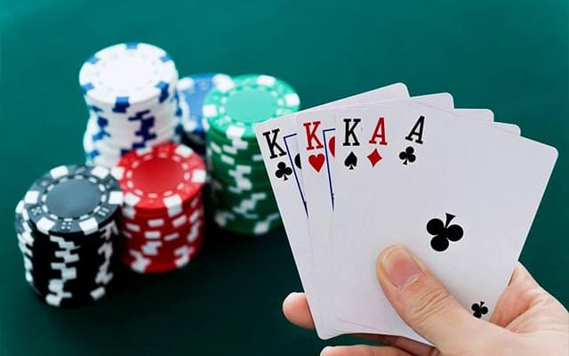 Cách xếp thứ tự bài poker chi tiết cho người mới 2